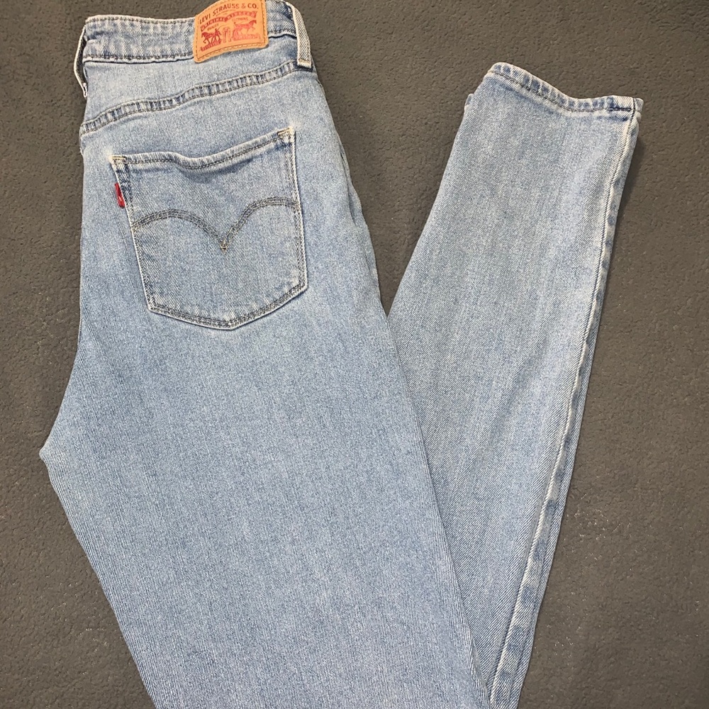 Levis Jeans High Rise